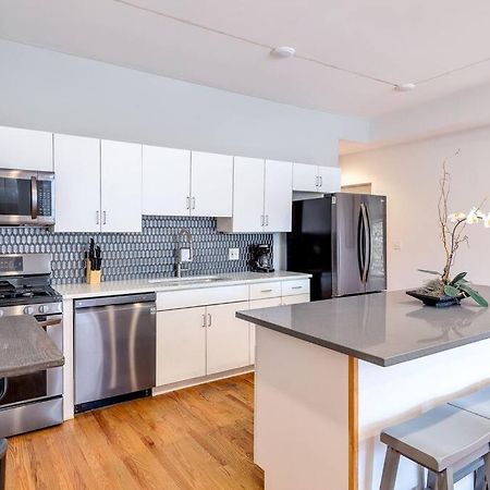 Goose Island Central Downtown Prime Location With Access To Patio Chi - 1 Chicago Buitenkant foto