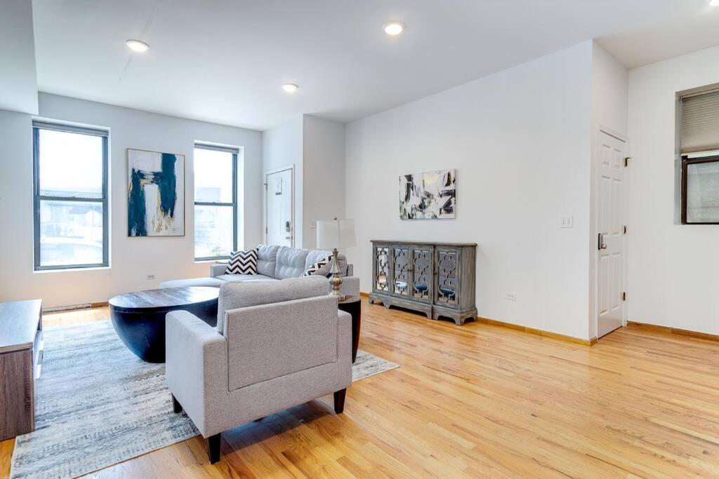 Goose Island Central Downtown Prime Location With Access To Patio Chi - 1 Chicago Buitenkant foto
